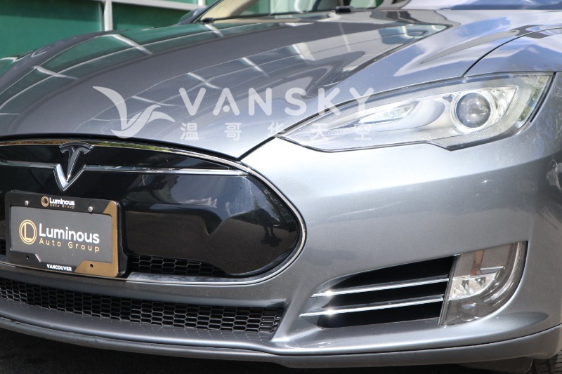 250914122108_2014 Tesla Model S 85 Grey 11.JPG